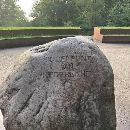 Vakantiehuis In Aan De Rand Het Bos *