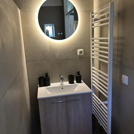 In Aan De Rand Het Bos *