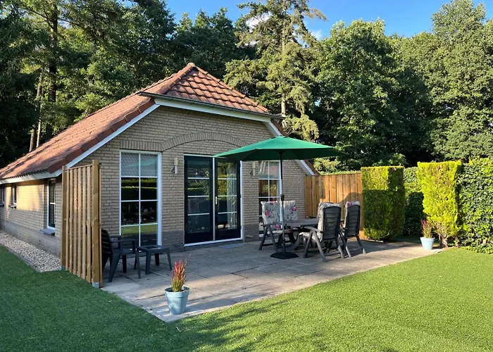 Semesterbostad In Aan De Rand Het Bos