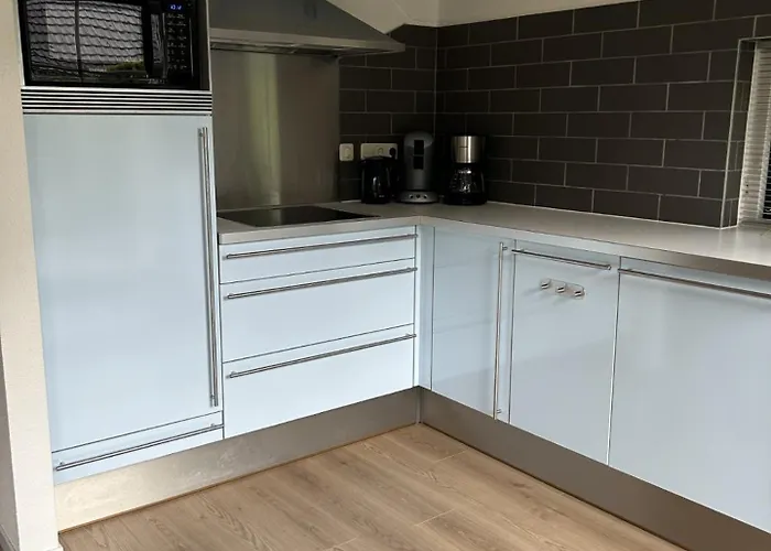 In Aan De Rand Het Bos Semesterbostad