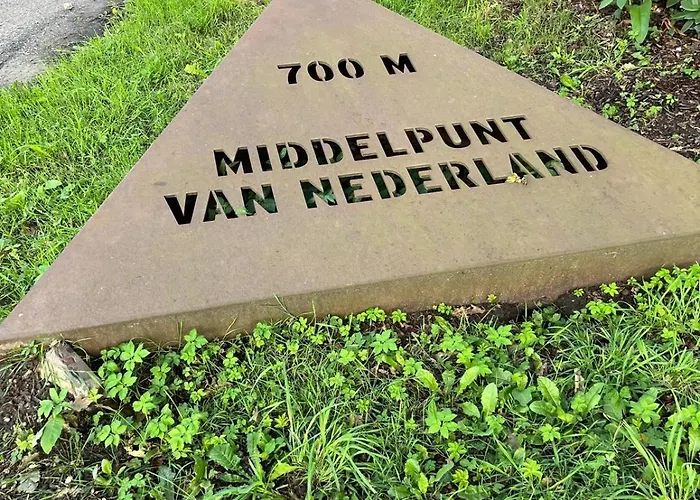 In Aan De Rand Het Bos Semesterbostad Lunteren