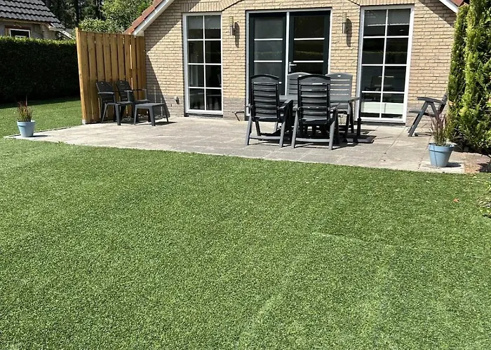 In Aan De Rand Het Bos Semesterbostad