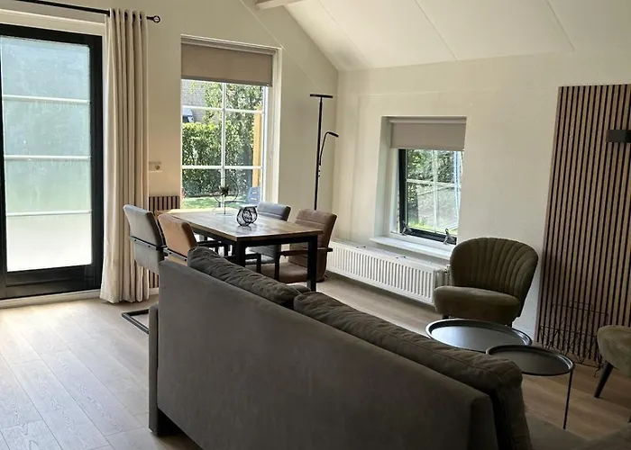 In Aan De Rand Het Bos *